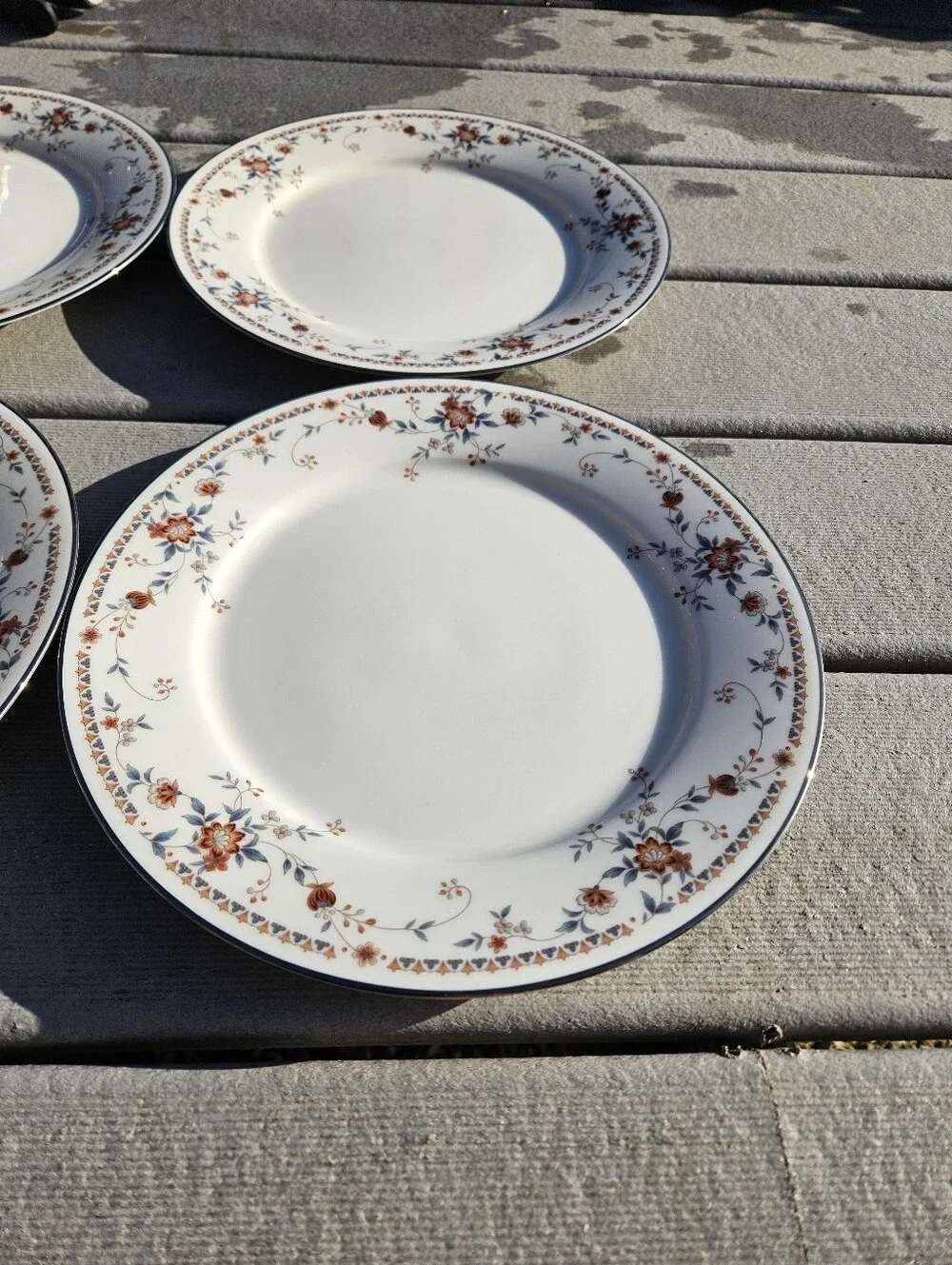 Cozy Cottagecore Noritake Ivory China Adagio 7237 Floral Dinner Plates Set of 4
